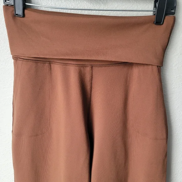 Aerie OFFLINE NEW The Hugger High Rise Foldover Jogger Size Small Color Brown - Picture 2 of 7